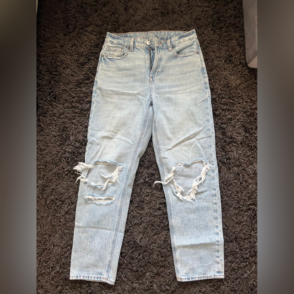 American Eagle mom jeans